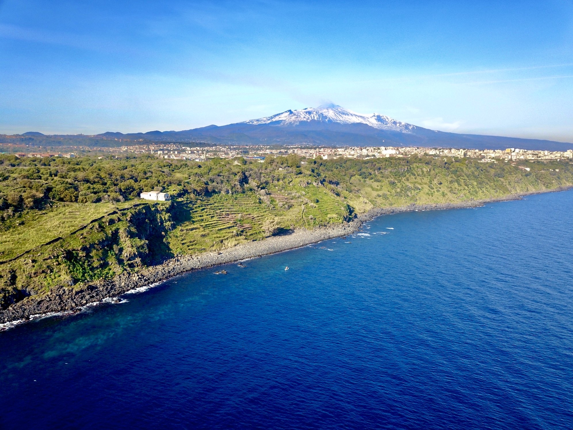 L'Etna vista dalla Timpa di Acireale